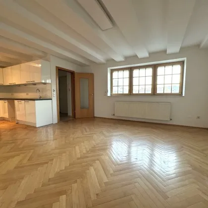 Provisionsfrei: Klimatisierte 109m² DG-Wohnung mit Einbauküche Nähe Augarten - 1020 Wien - Bild 2