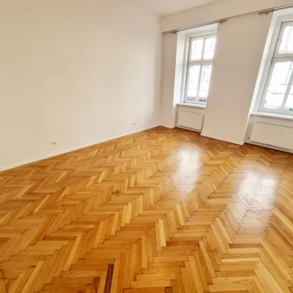 3 Zimmer mit Balkon in Bestlage in 1050 Wien! HIP und TRENDY die Gegend - Magisch schön das Altbauhaus - Ein MUST HAVE die Wohnung! TOP Infrastruktur + Beste öffentliche Anbindung! - Bild 3