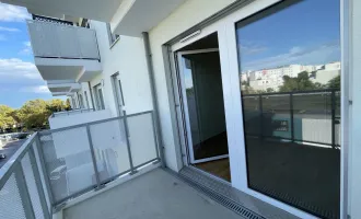 2 Zimmer Wohnung mit Balkon AB DEZEMBER!