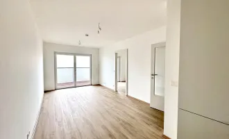 ERSTBEZUG: Moderne 2-Zimmer - Wohnung mit Balkon und Carport in ruhiger Lage