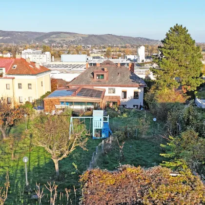 Gründerzeit-Villa aus 1901 mit PV-Anlage, Schwimmhalle und Sauna im Klosterneuburger Zentrum - Bild 2