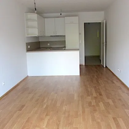 ***TOLLE 2 ZIMMER-WOHNUNG MIT BALKON*** - Bild 2