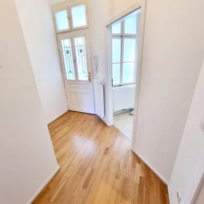 Ideale 2 Zimmer Altbauwohnung! U-Bahn ums Eck + Traumhaft renoviertes Altbauhaus + TOP Altbauwohnung + Optimalste Infrastruktur und Anbindung! Worauf warten Sie noch? - Bild 2