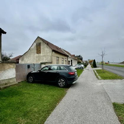 BAUGRUNDSTÜCK MIT EINEM SANIERUNGSBEDÜRFTIGEN HAUS IN LASSEE - Bild 2