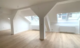 ERSTBEZUG: Exklusives Dachgeschosswohnung mit Terrasse! TOP LAGE!