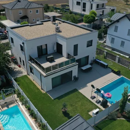 8 Zimmer I Haus I Pool A\\ - Bild 3