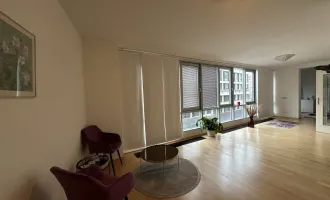 3 Zimmer Wohnung mit Gemeinschaftsdachterrasse direkt beim Karlsplatz!